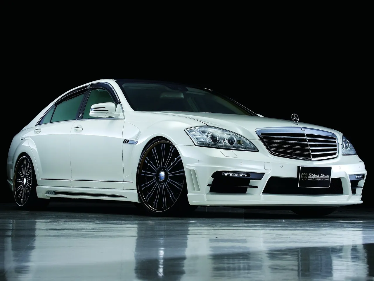 Wald Mercedes-Benz S-Class W221 Black Bison (2009)