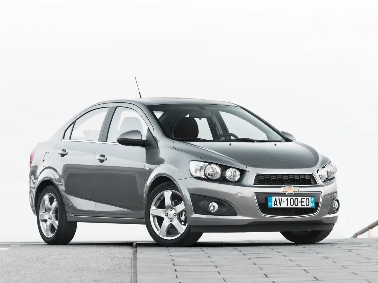 Chevrolet Aveo Sedan (2012)
