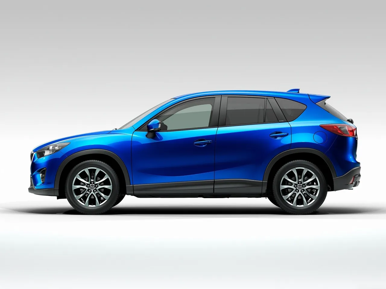 Mazda CX-5 (2013) – boční profil
