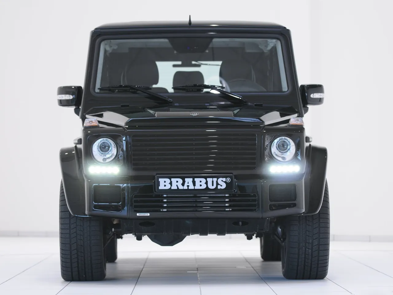 Brabus Mercedes-Benz G-Class V12 S Biturbo (2009) - Front
