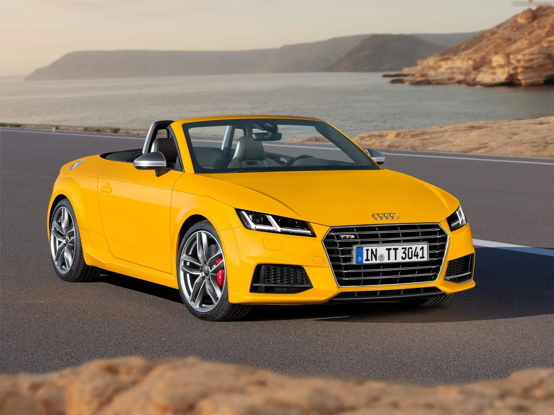 Audi TTS Roadster (2015)