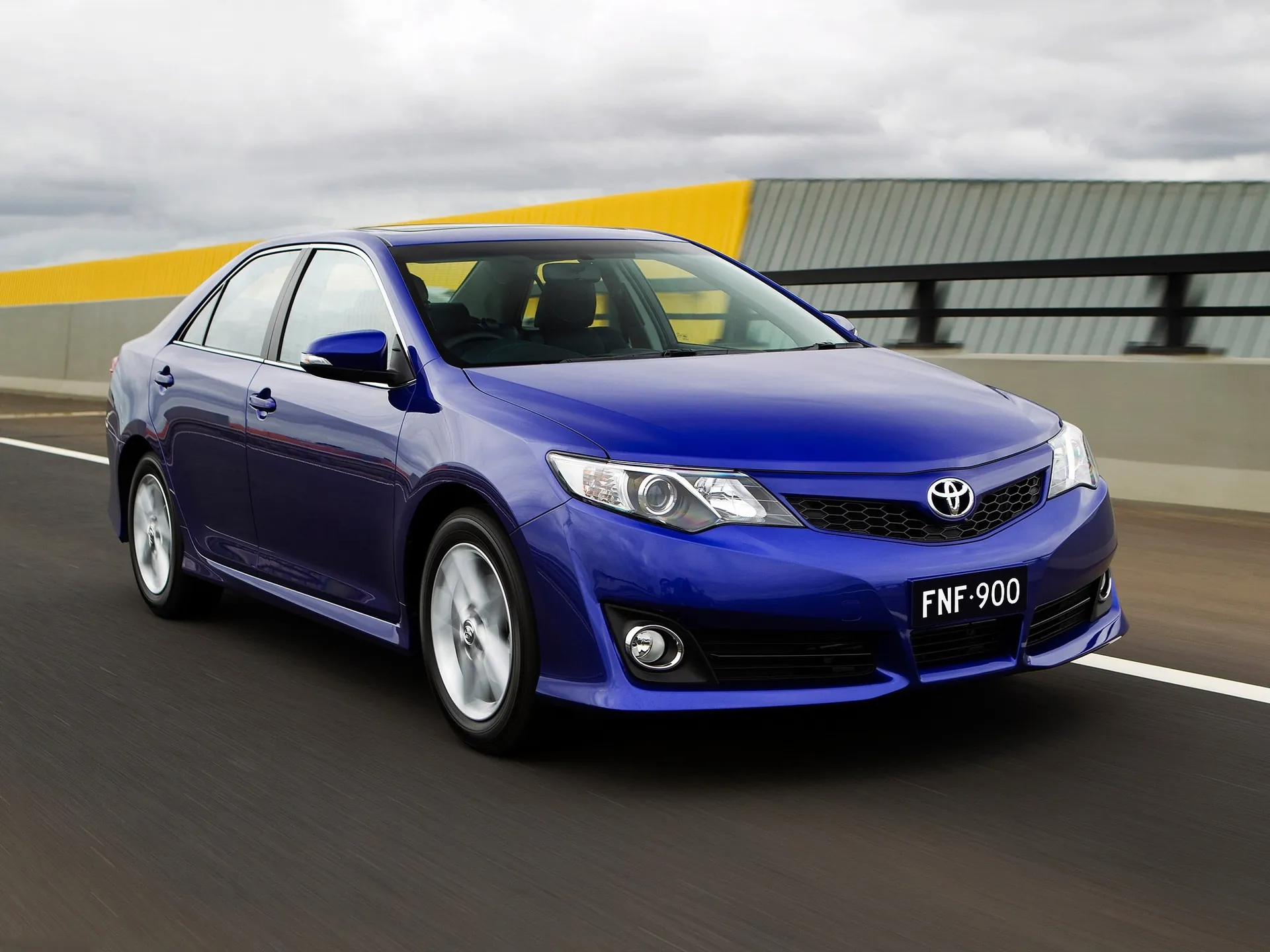 Toyota Camry [AU] (2012)