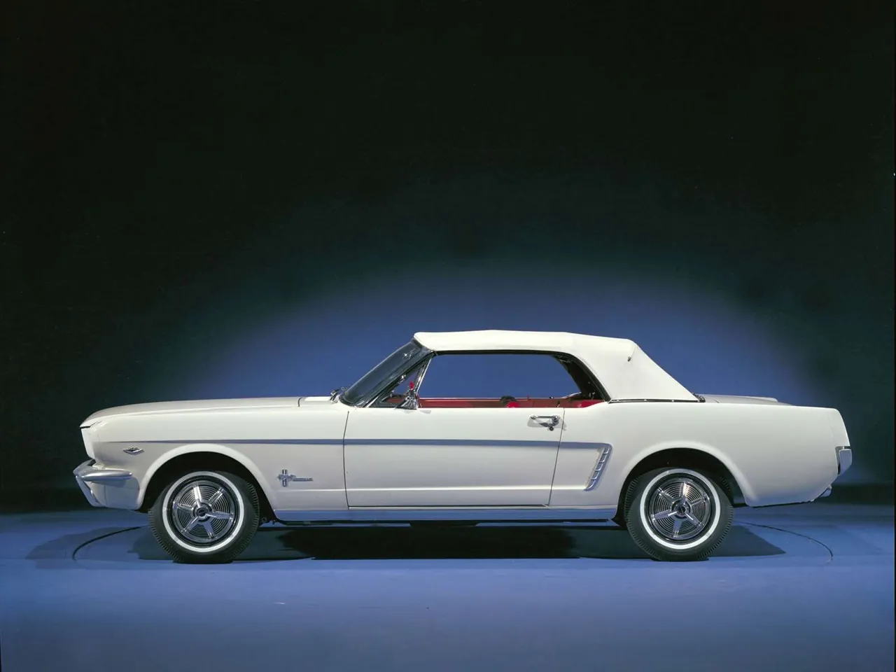 Ford Mustang (1964) – boční profil