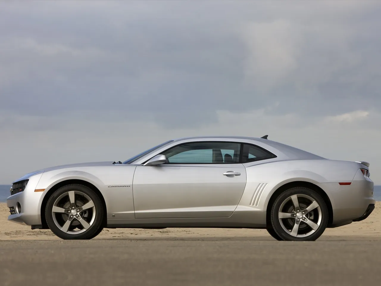 Chevrolet Camaro (2010) – boční profil