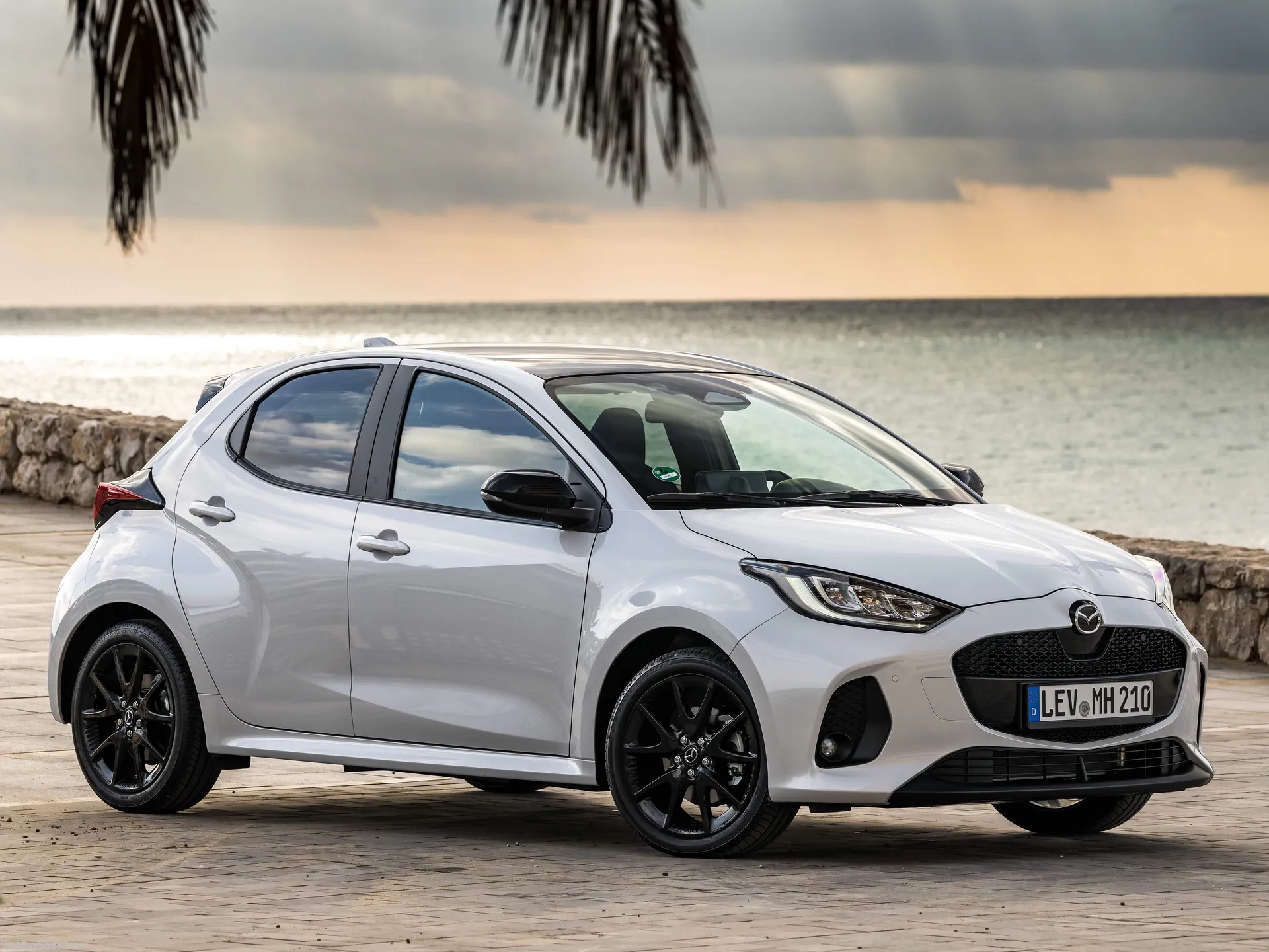 Mazda 2 Hybrid (2026)