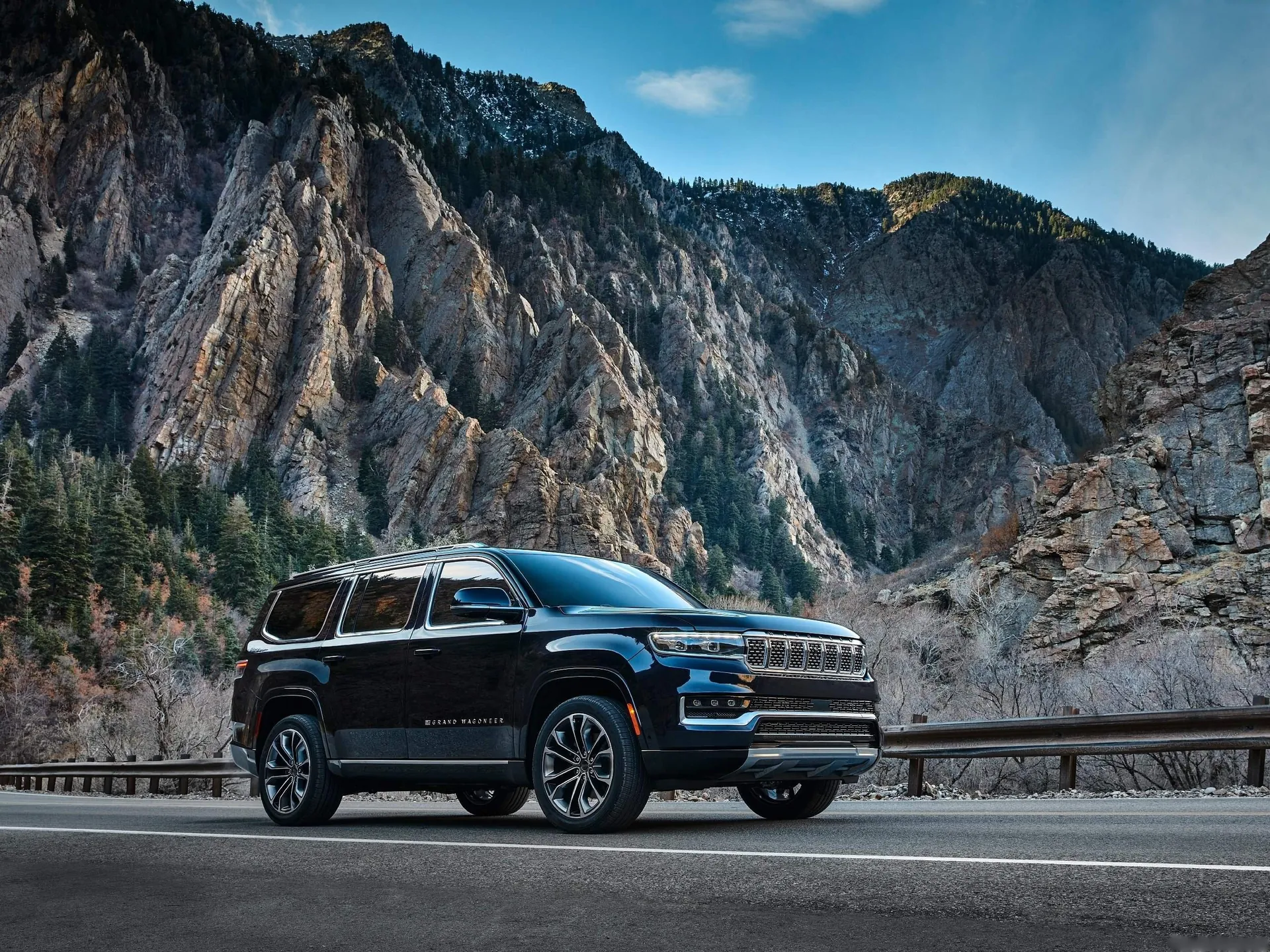 Jeep Grand Wagoneer (2022)