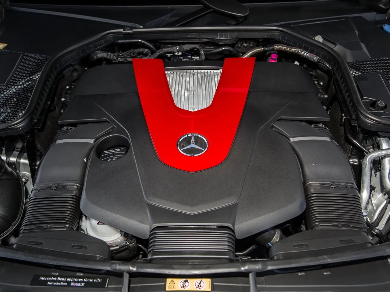 Mercedes-Benz C450 AMG 4Matic (2016) - Engine Bay