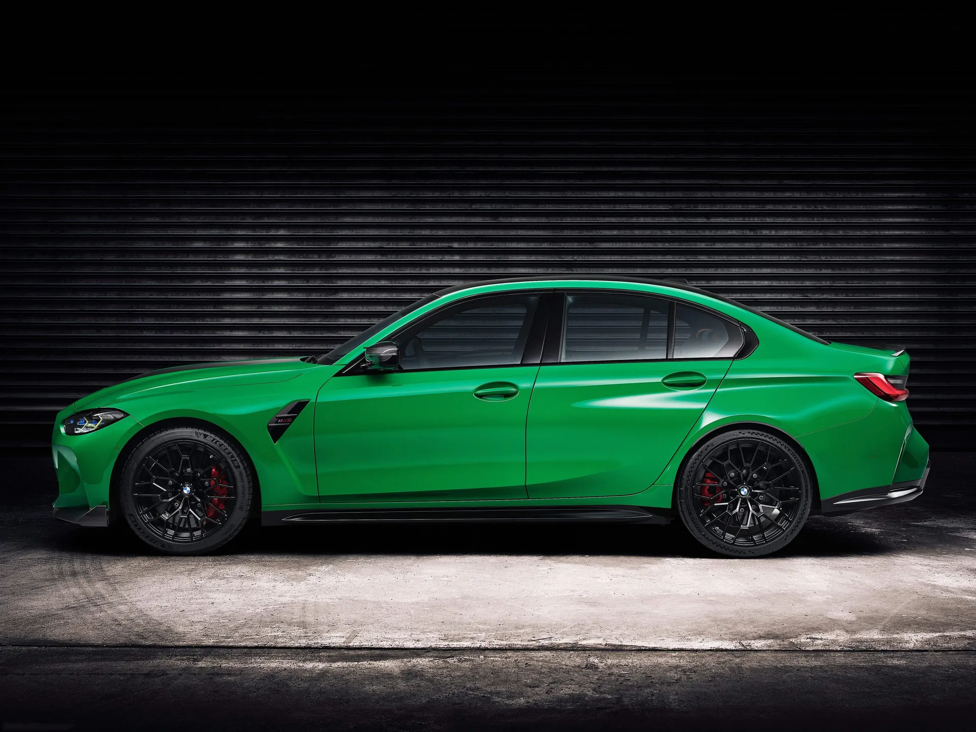 BMW M3 CS (2024) – boční profil