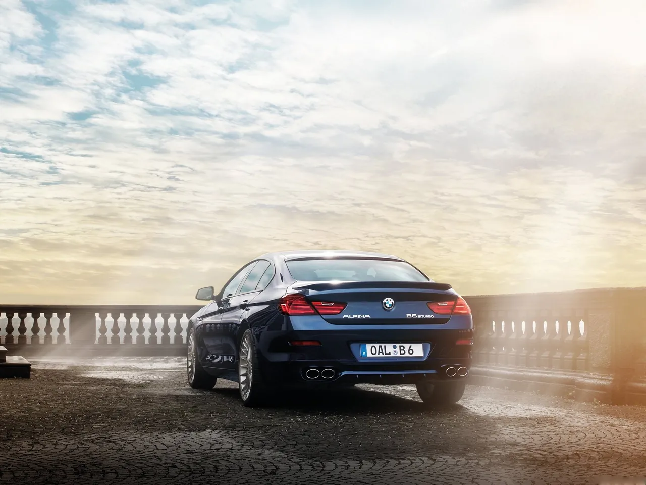 Alpina BMW B6 Bi-Turbo Gran Coupe (2014) – zadní tříčtvrteční pohled