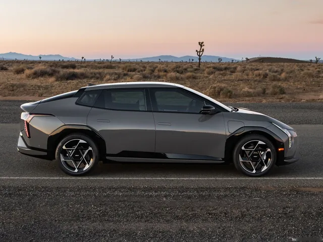 Kia EV4 (2026)