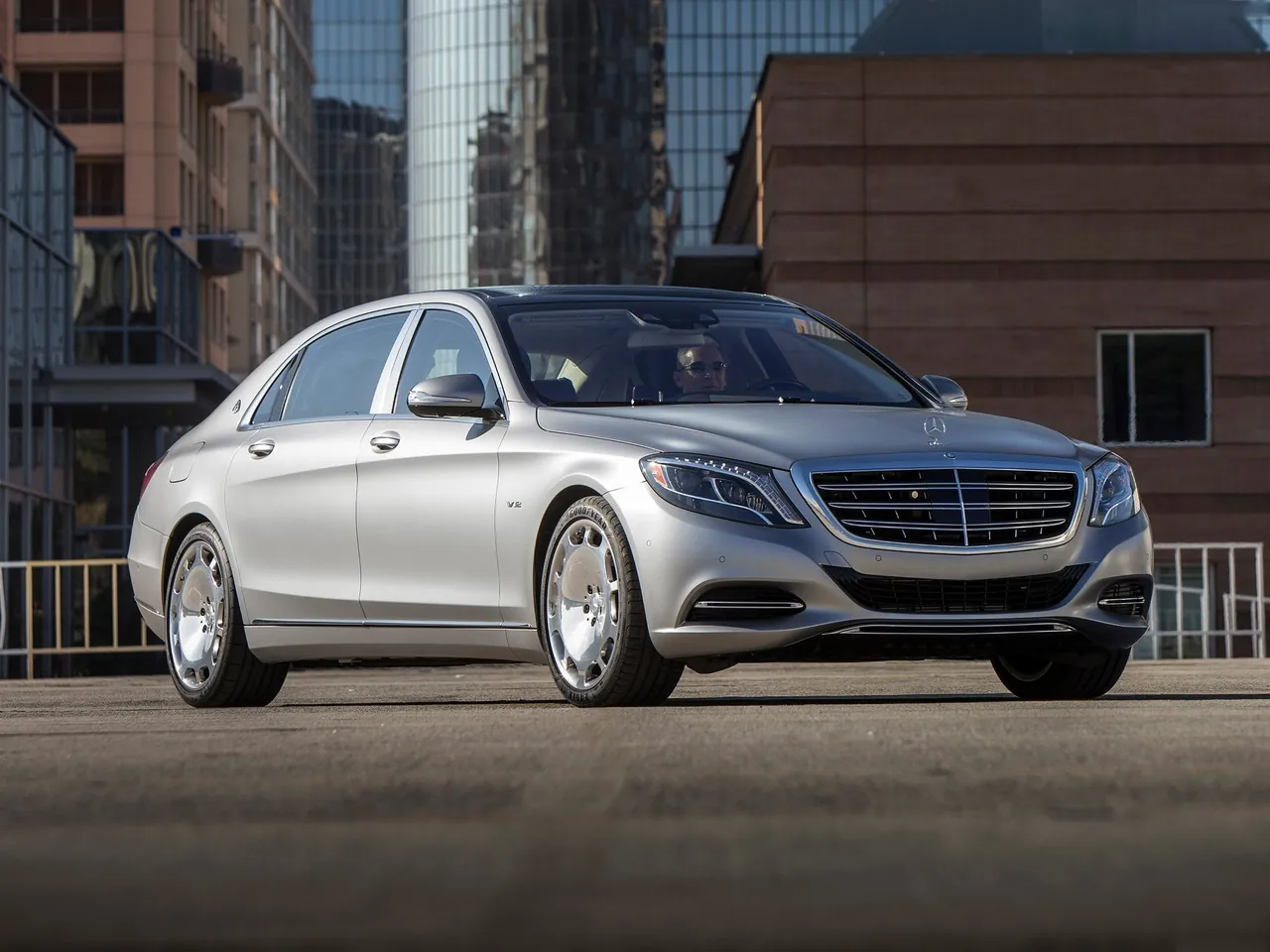 Mercedes-Benz S-Class Maybach (2016)