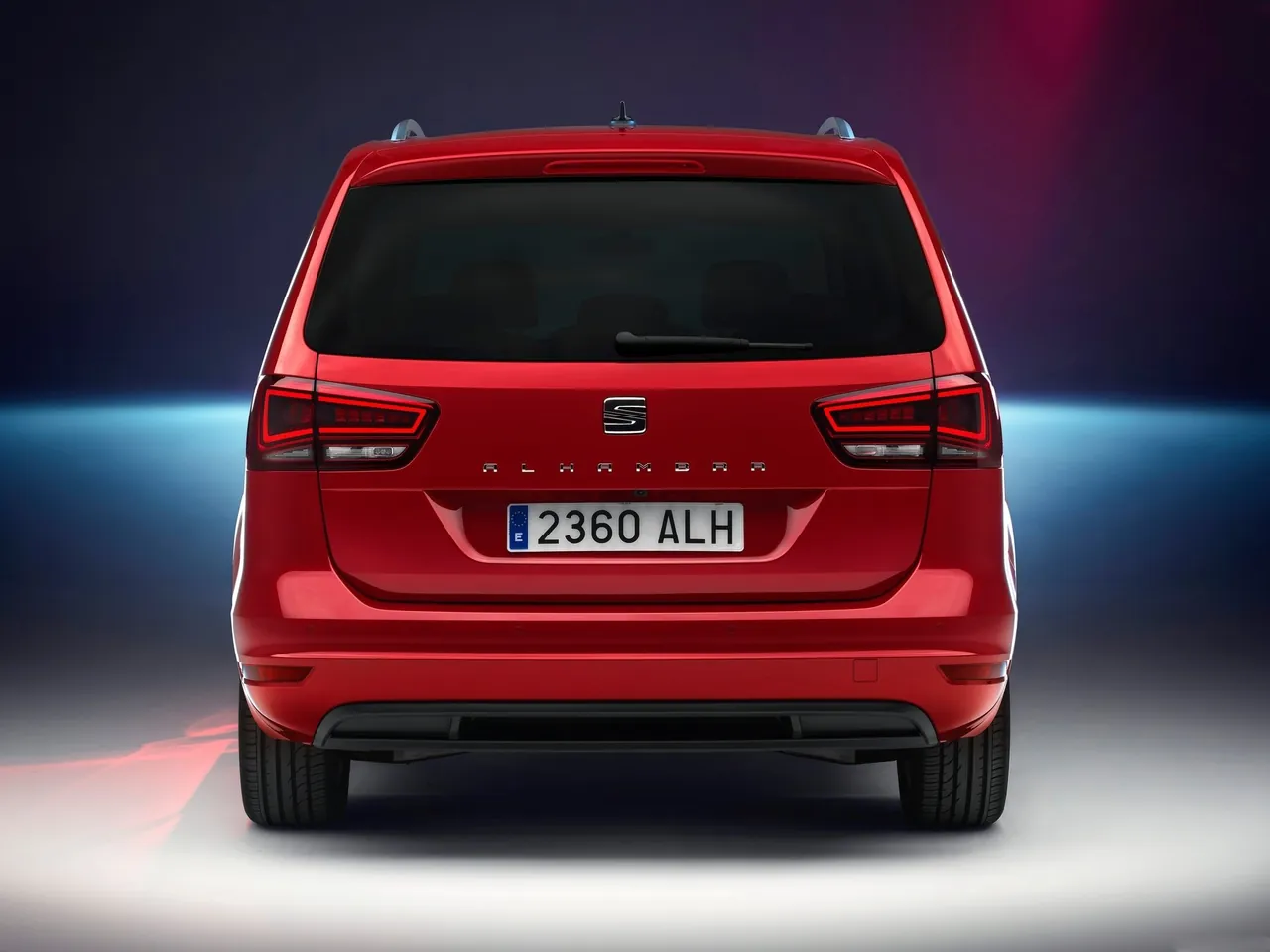 Seat Alhambra (2016) – zezadu