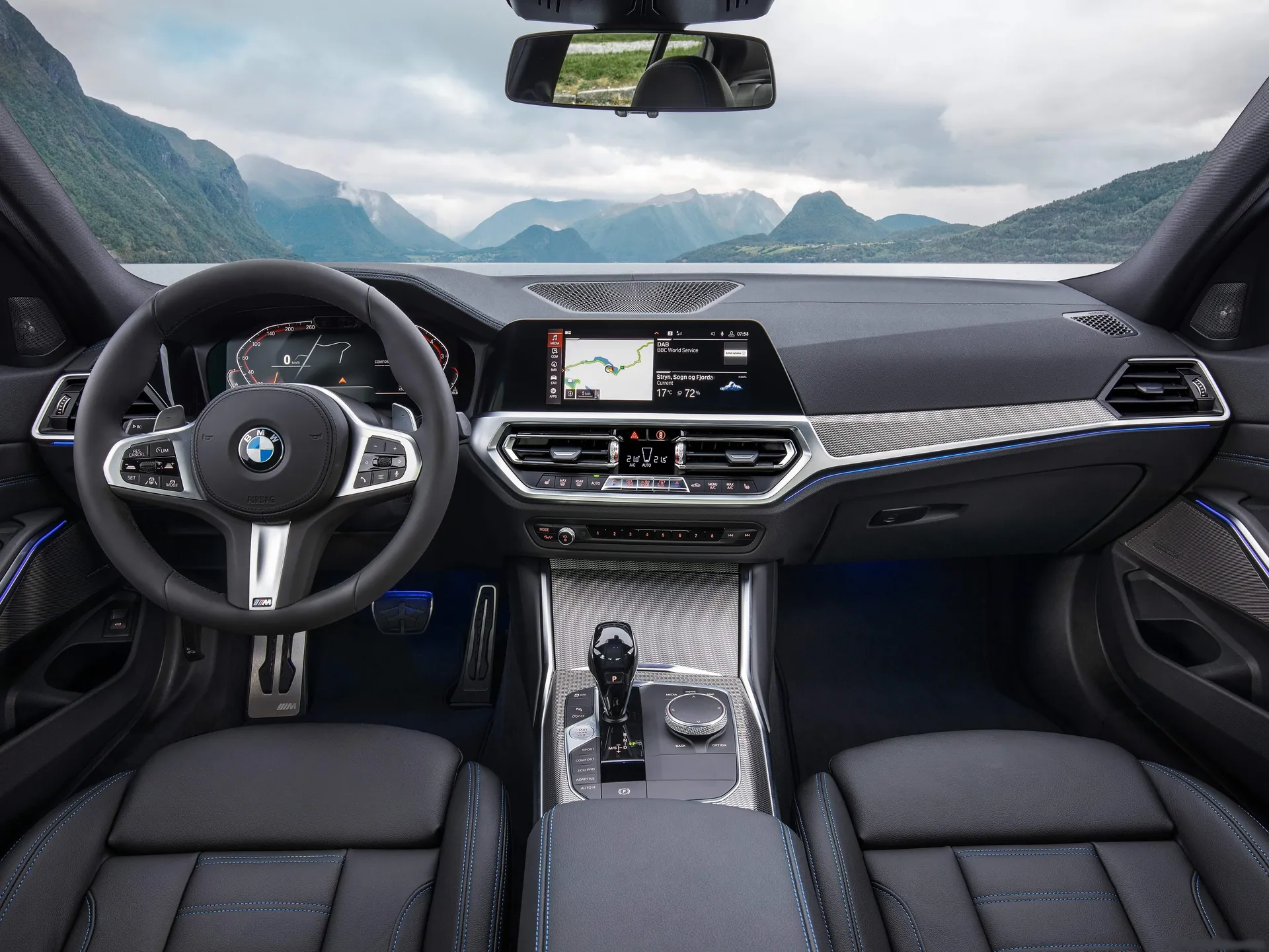 BMW 3-Series (2019) – interiér