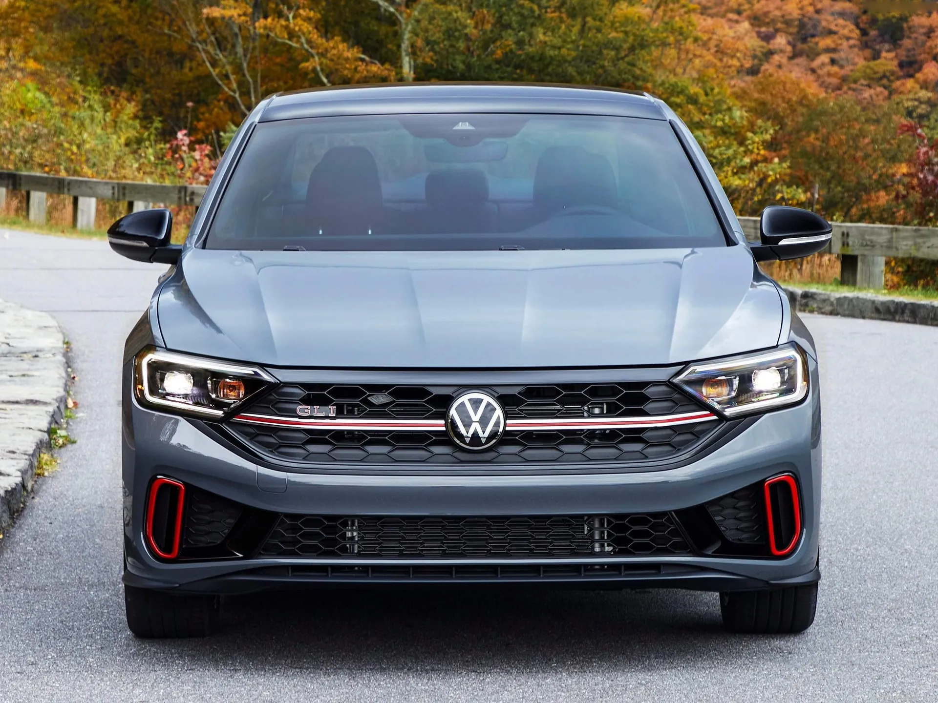 Volkswagen Jetta GLI (2022) - Front