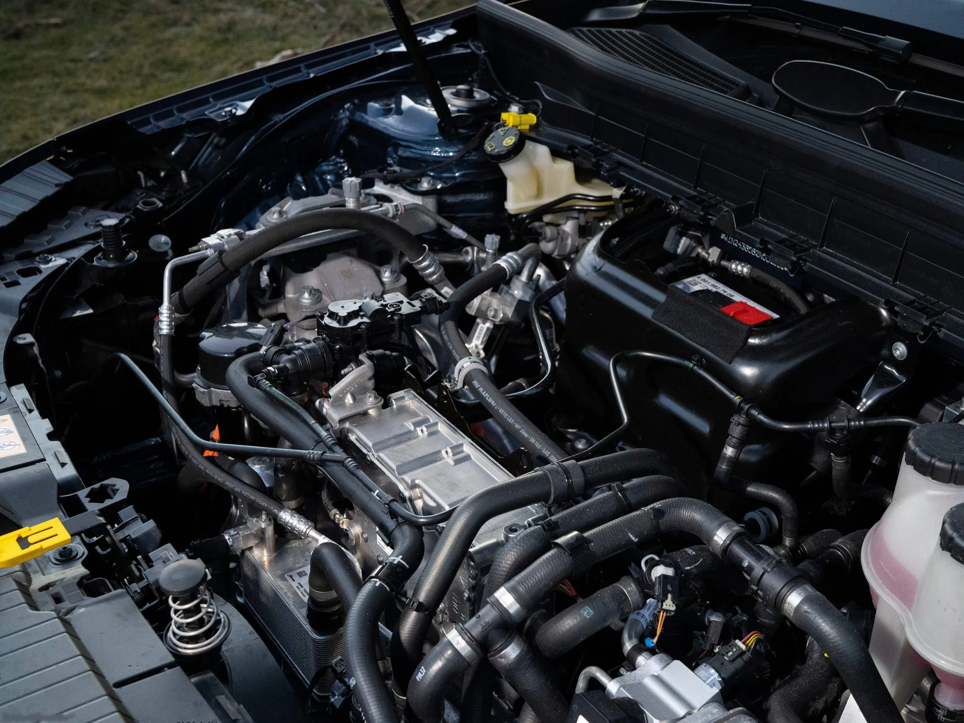 Mercedes-Benz EQB [UK] (2022) - Engine Bay