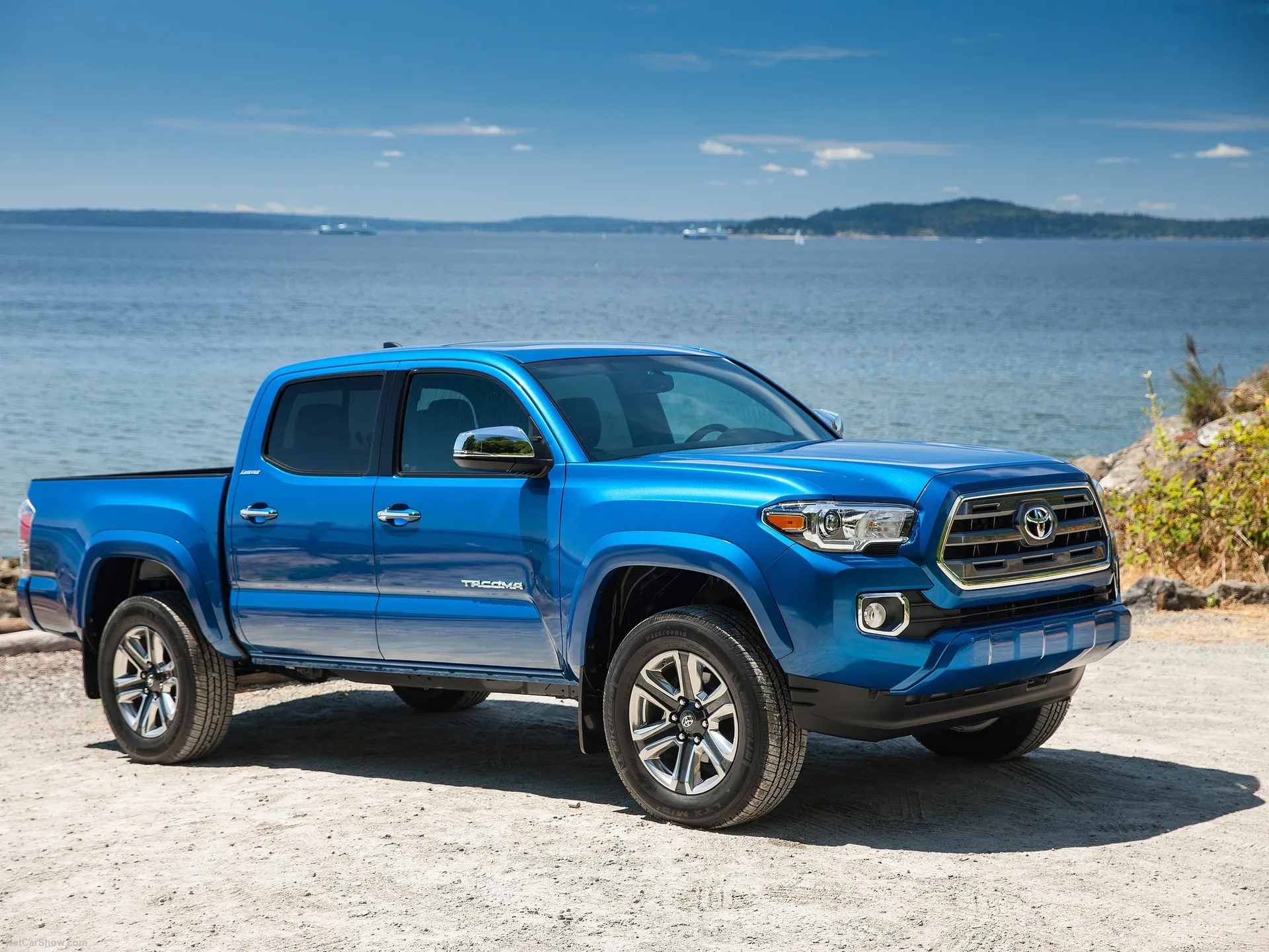 Toyota Tacoma (2016)
