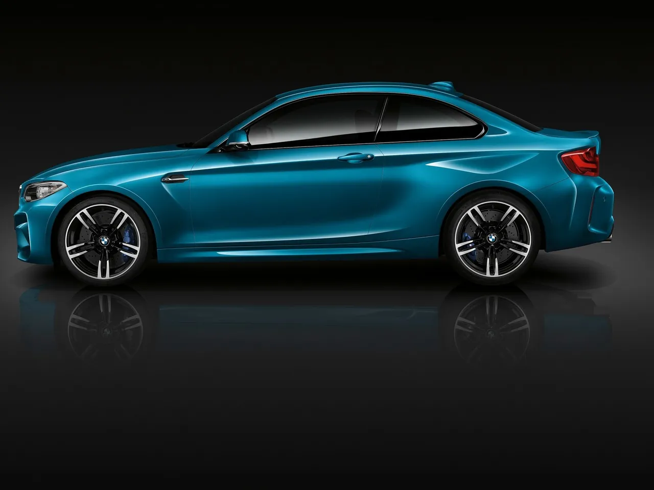 BMW M2 Coupe (2016) – boční profil