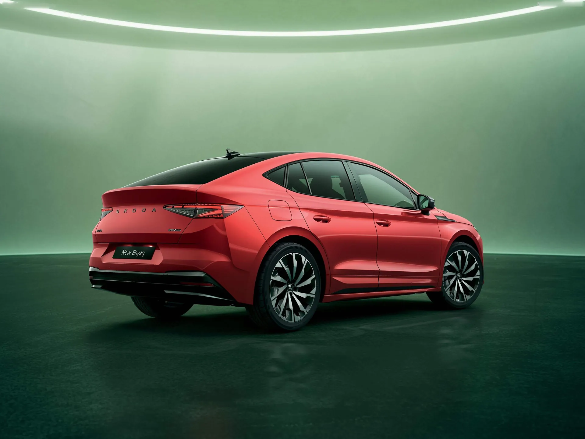 Skoda Enyaq Coupe (2025) – zadní tříčtvrteční pohled
