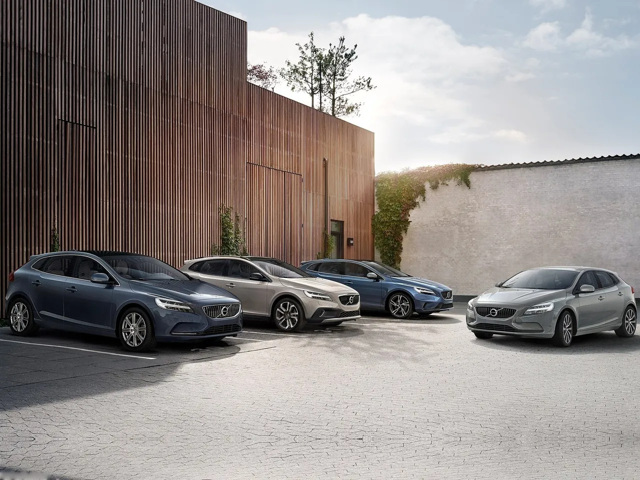 Volvo V40 (2017) – skupinový snímek