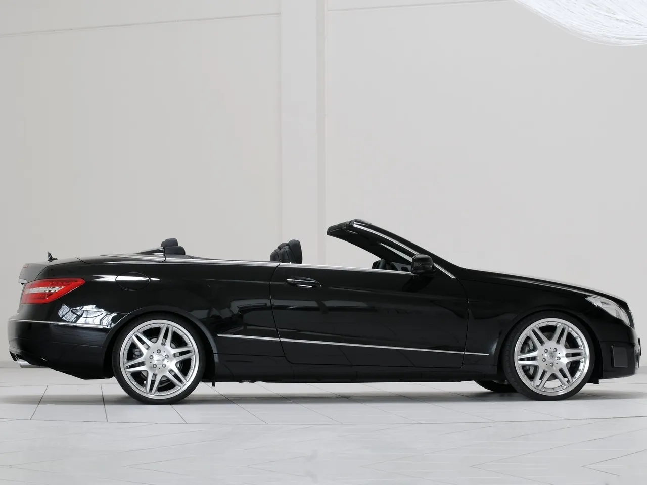Brabus Mercedes-Benz E-Class Cabriolet (2011) – boční profil