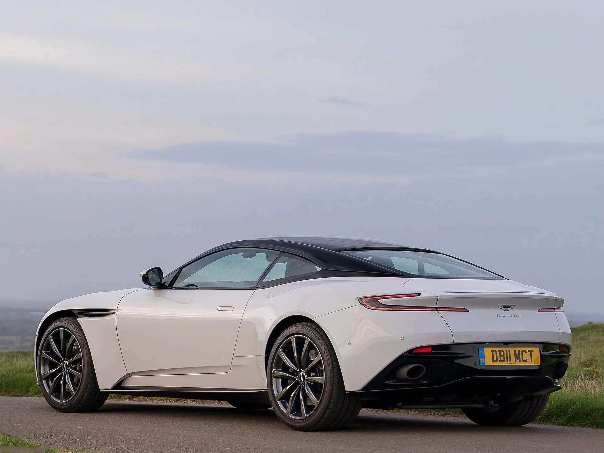 Aston Martin DB11 V8 (2018) - Rear Three-Quarter