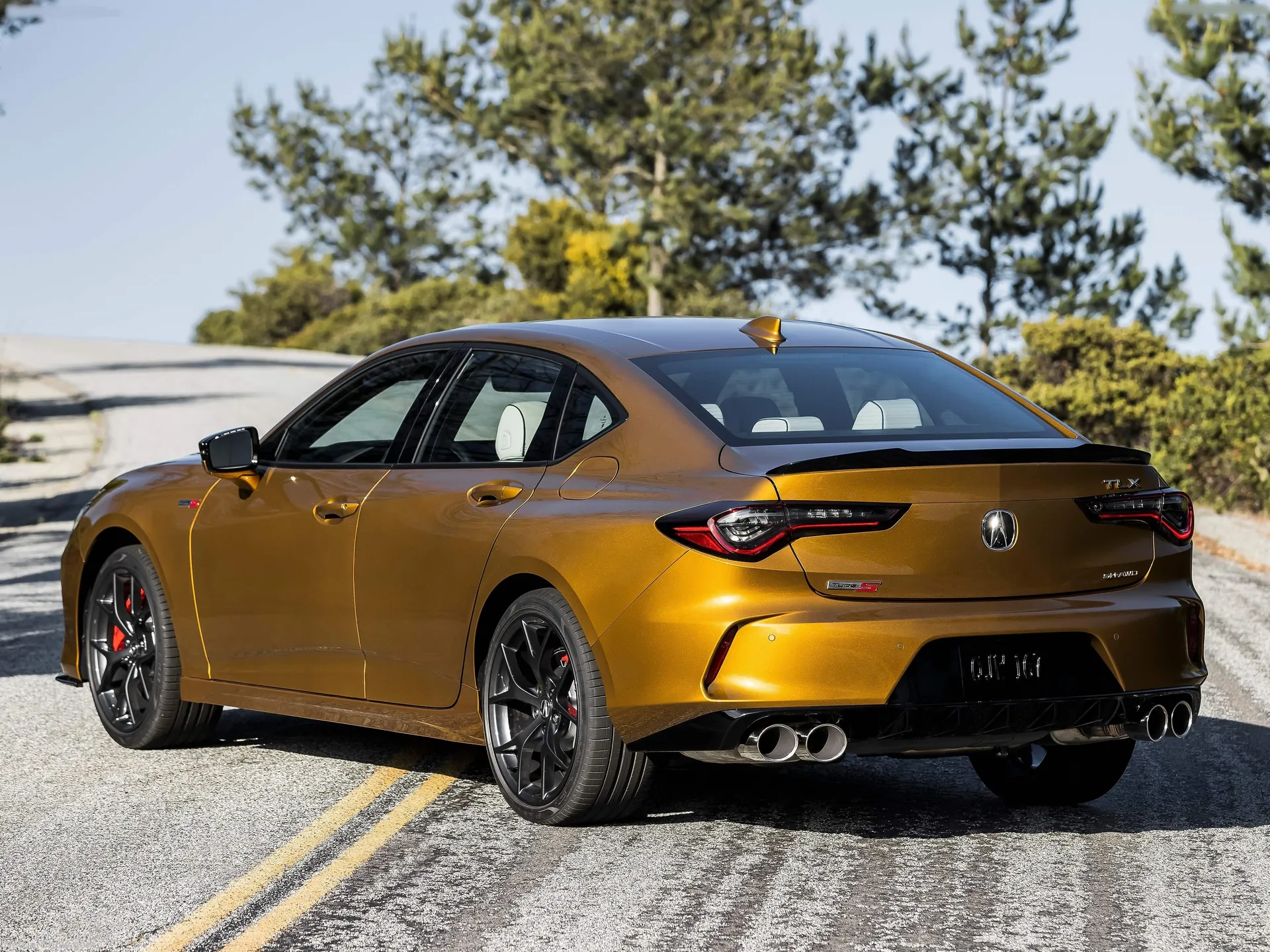 Acura TLX Type S (2021) – zadní tříčtvrteční pohled