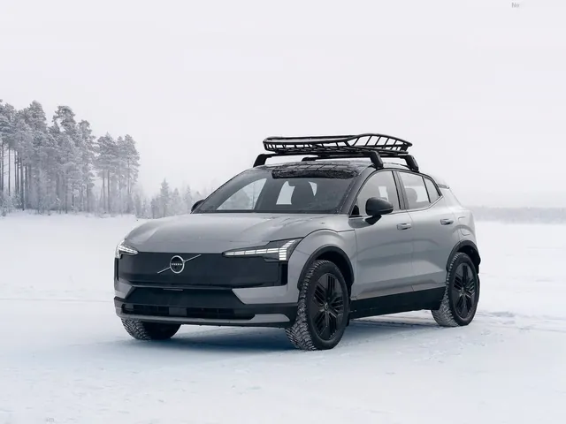 Volvo EX30 Cross Country (2026)