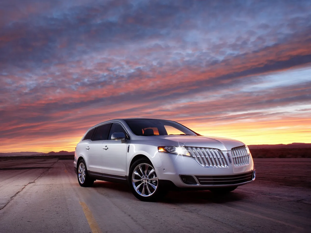 Lincoln MKT (2010)