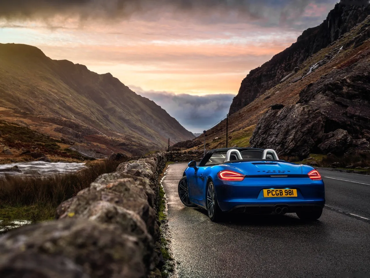 Porsche Boxster GTS (2015) - Rear Three-Quarter