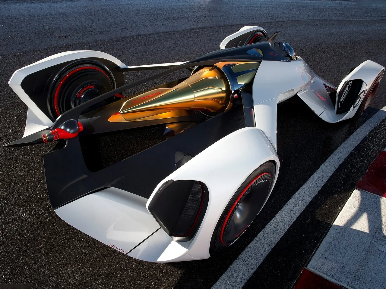 Chevrolet Chaparral 2X VGT Concept (2014) – zadní tříčtvrteční pohled
