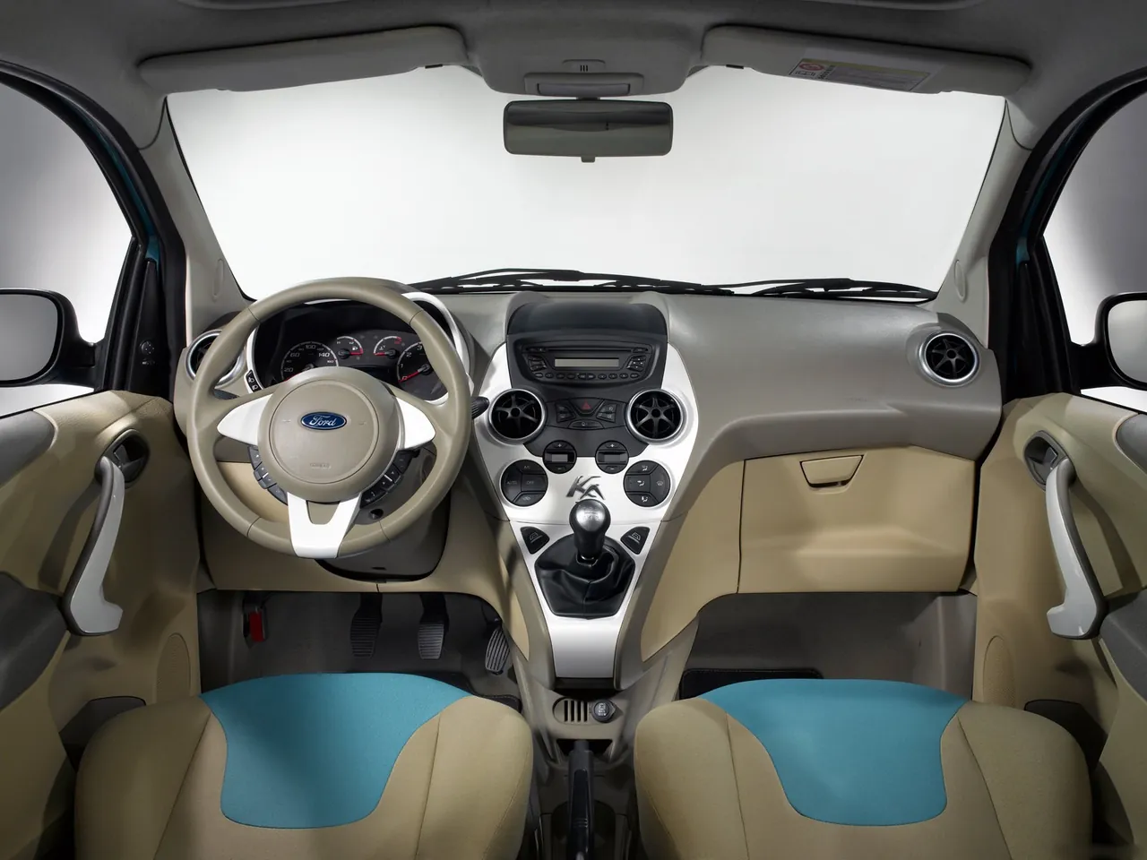 Ford Ka (2009) – interiér