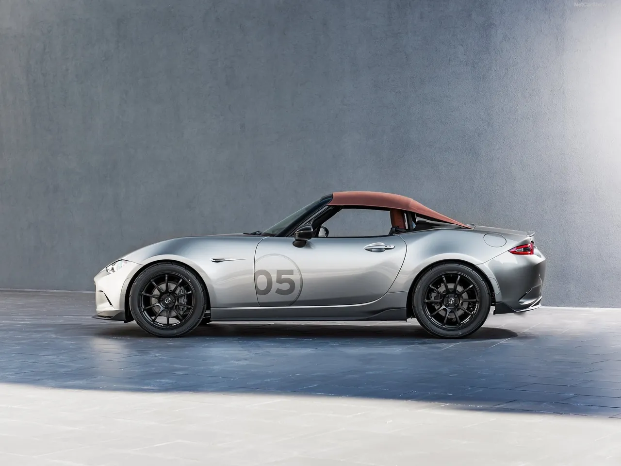 Mazda MX-5 Spyder Concept (2015) – boční profil