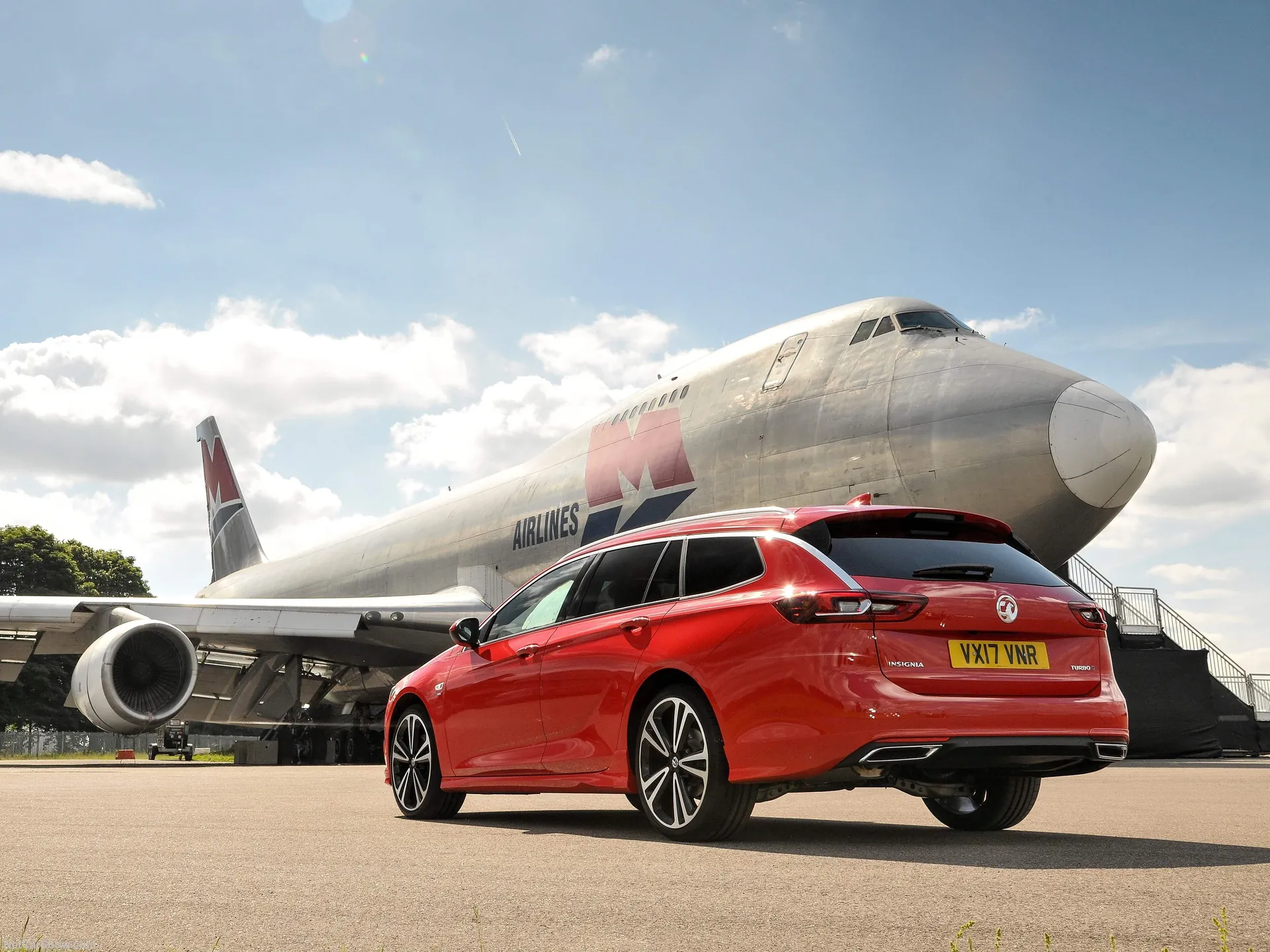 Vauxhall Insignia Sports Tourer (2018) - Rear Three-Quarter