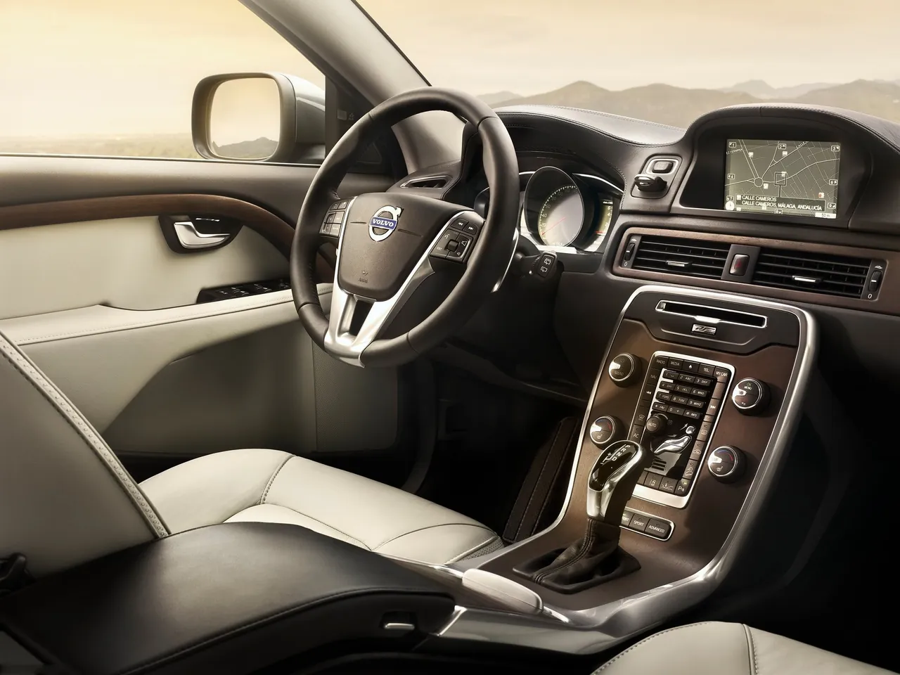 Volvo XC70 (2014) – interiér