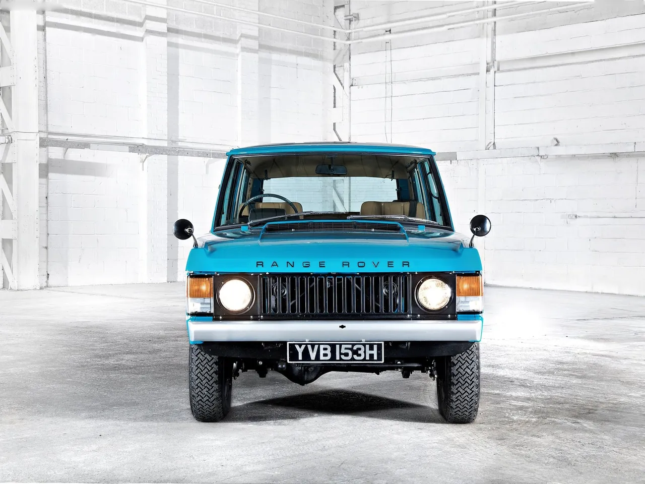 Land Rover Range Rover (1970) - Front