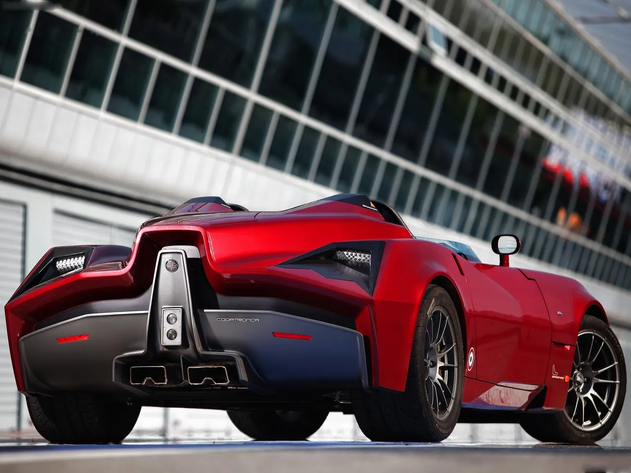 Spada Codatronca Monza (2011) – zadní tříčtvrteční pohled