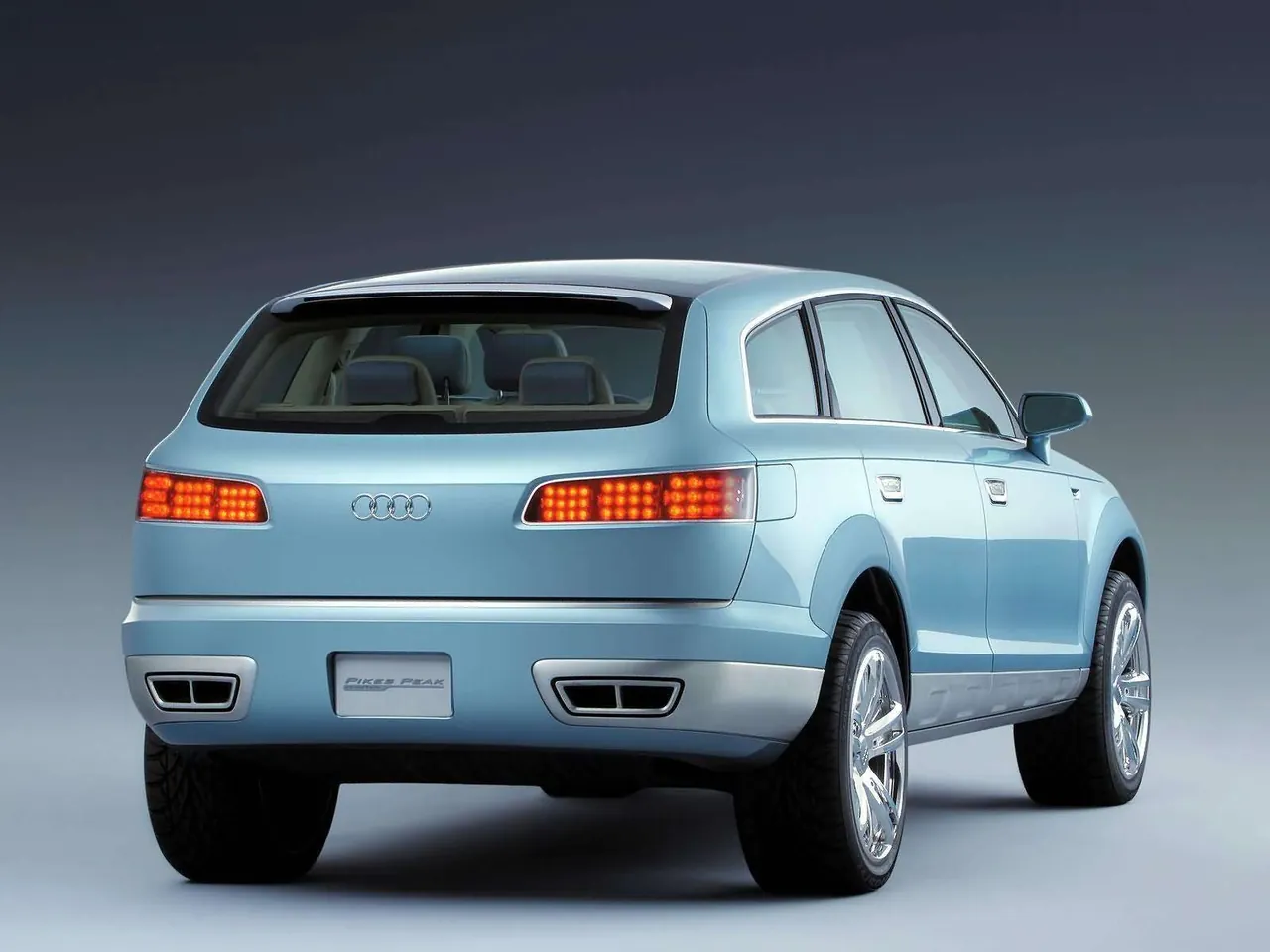 Audi Pikes Peake quattro Concept (2003) – zadní tříčtvrteční pohled