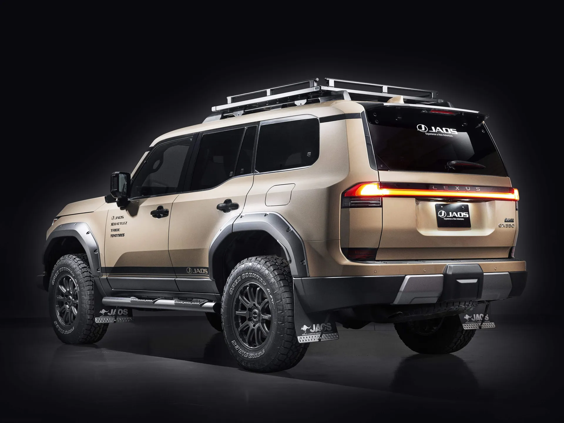 Lexus GX 550 Overtrail JAOS Concept (2024) – zadní tříčtvrteční pohled