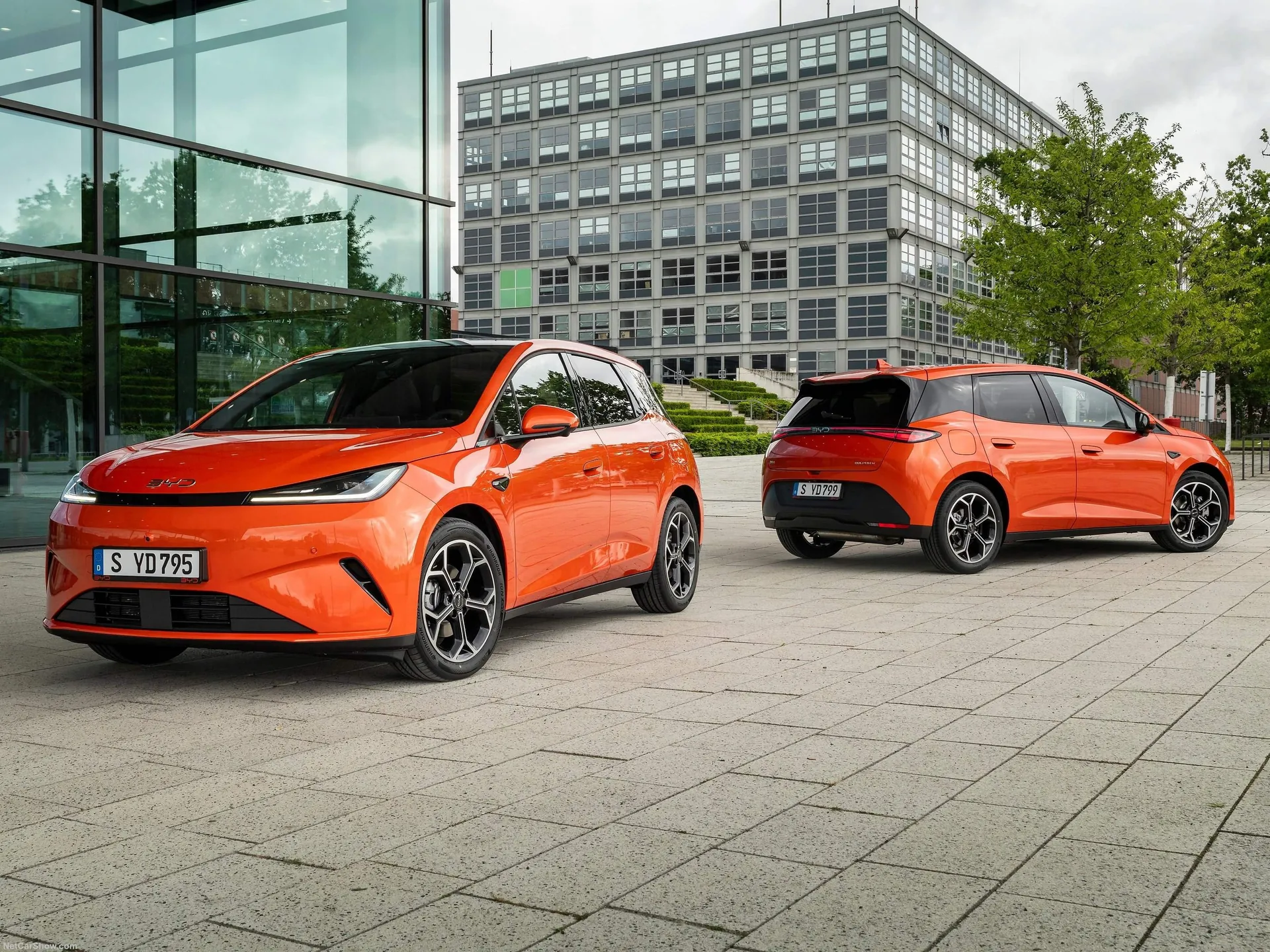 BYD Dolphin G DM-i (2027) – skupinový snímek