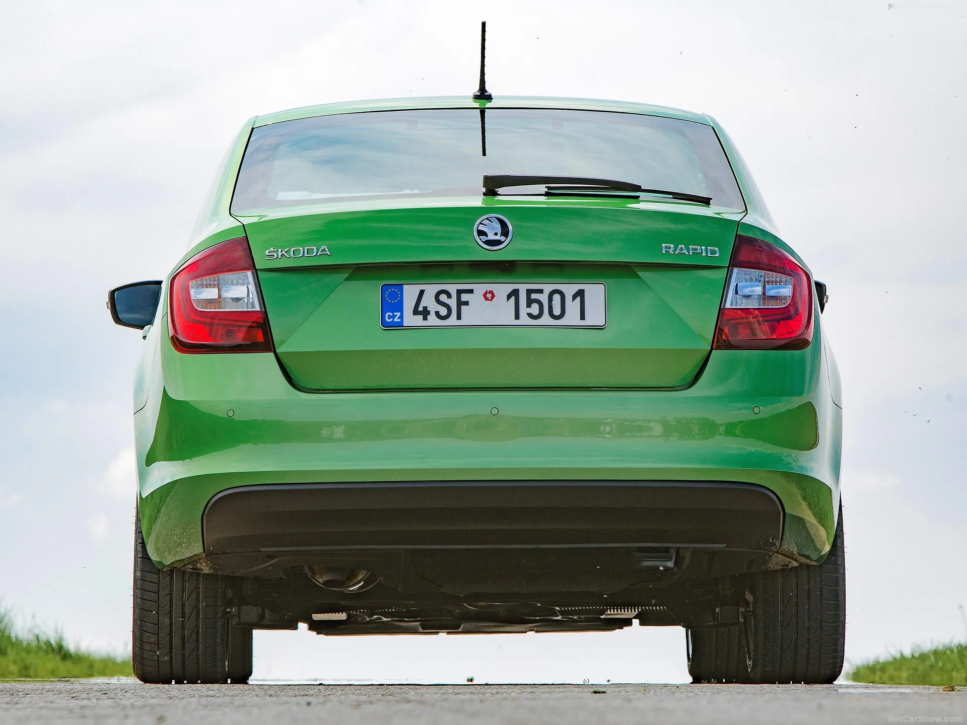 Skoda Rapid (2017) – zezadu