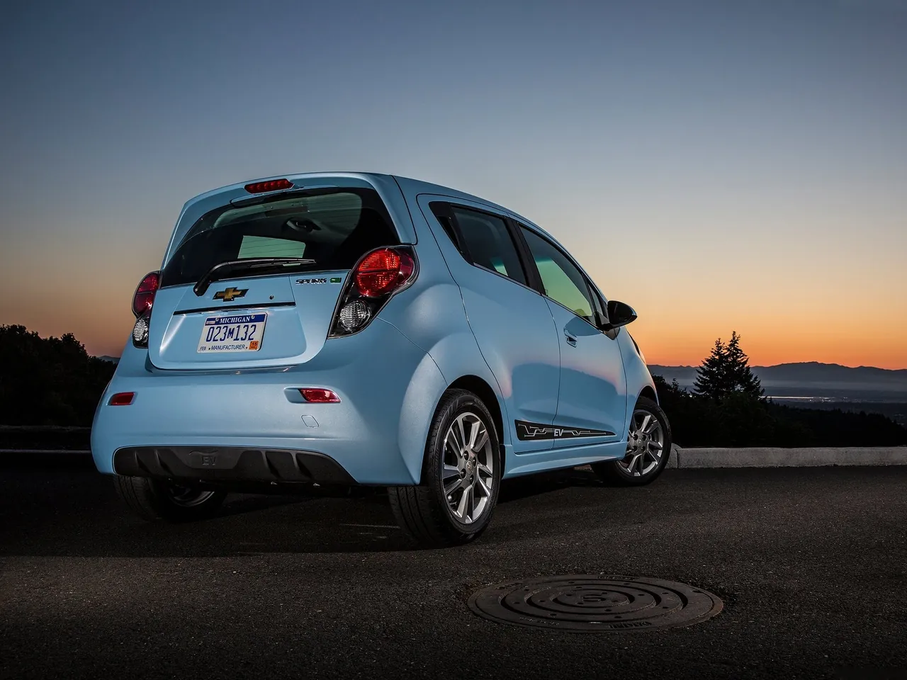 Chevrolet Spark EV (2014) – zadní tříčtvrteční pohled