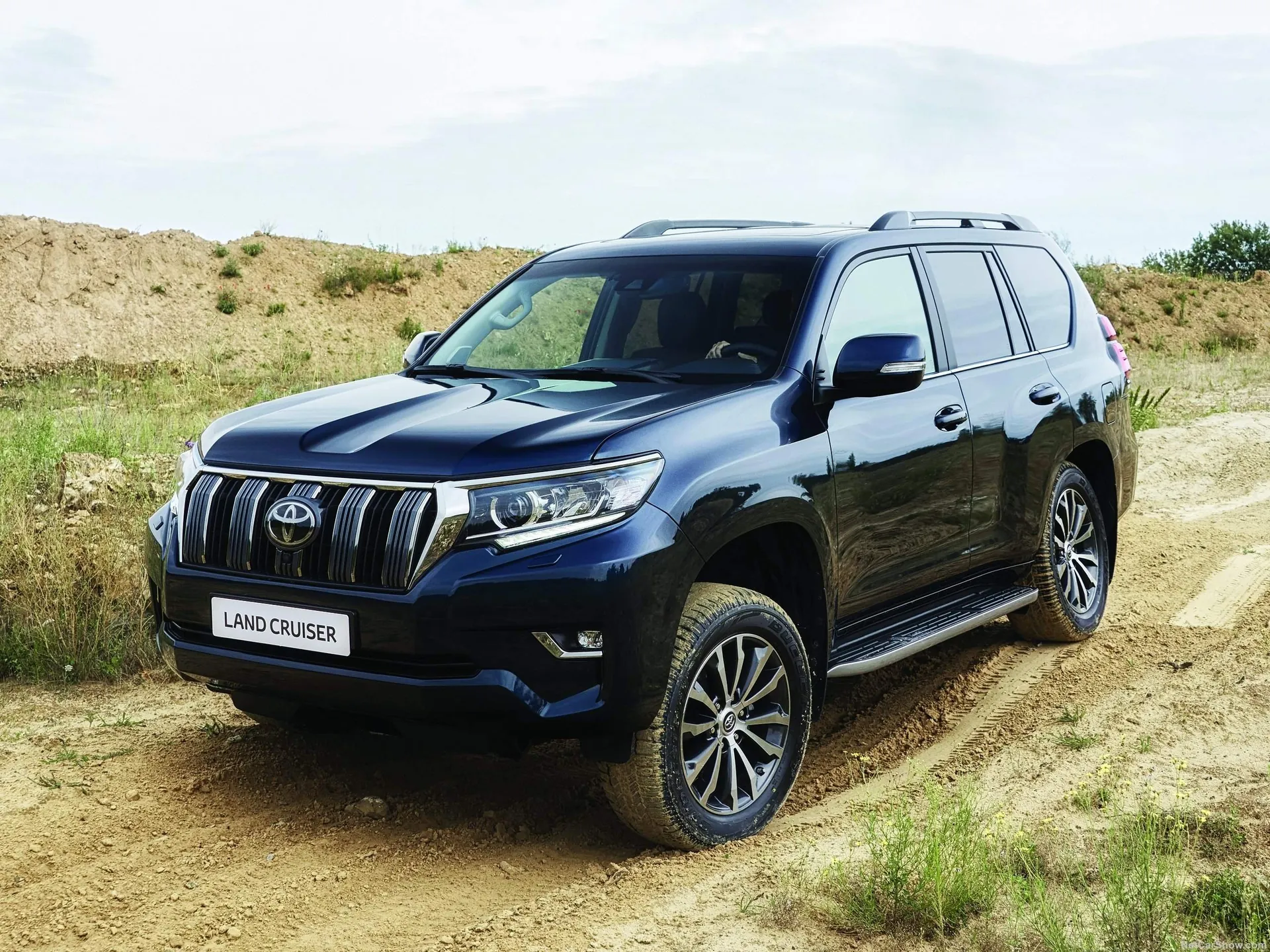 Toyota Land Cruiser (2018)