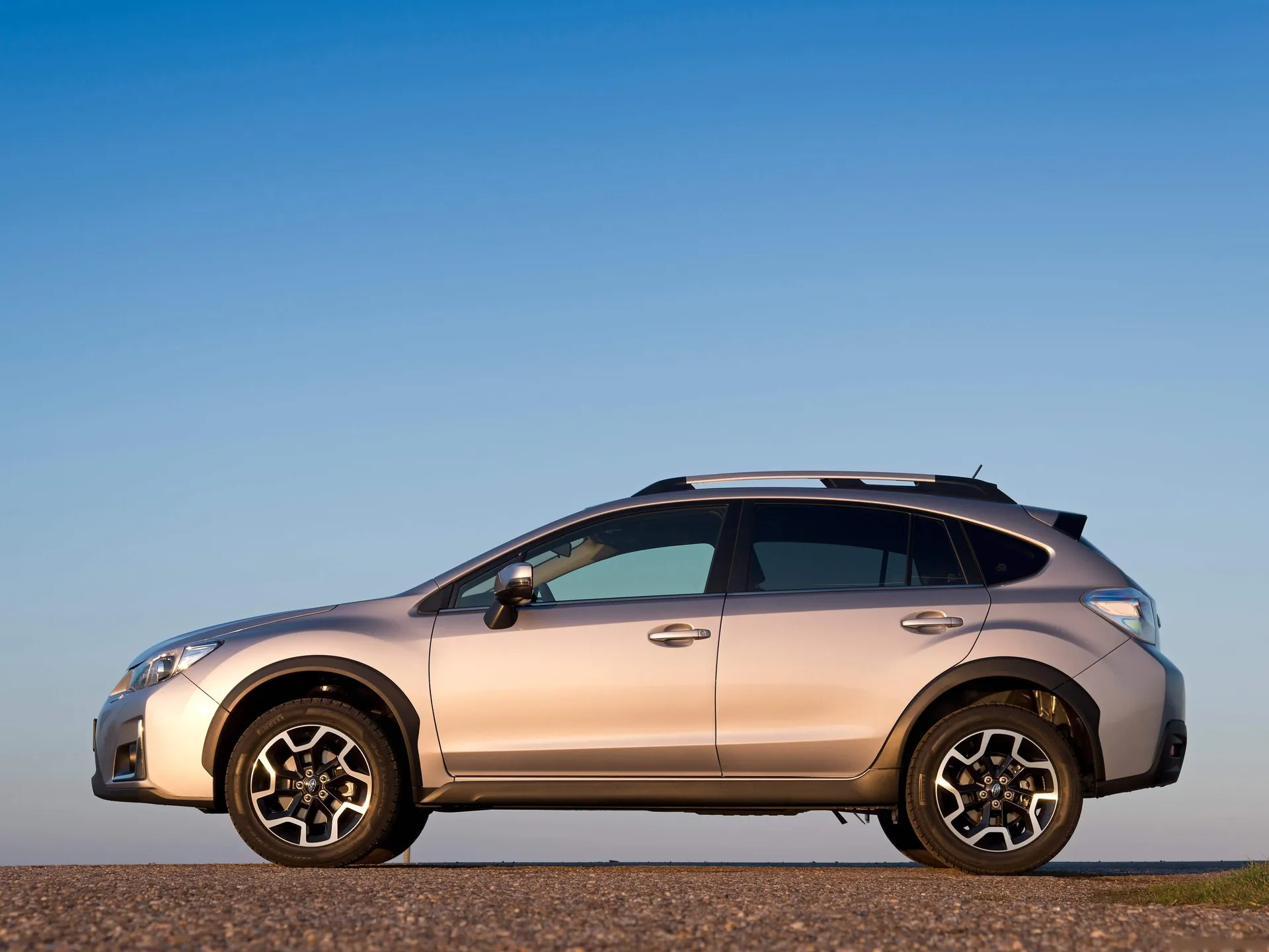 Subaru XV (2016) – boční profil