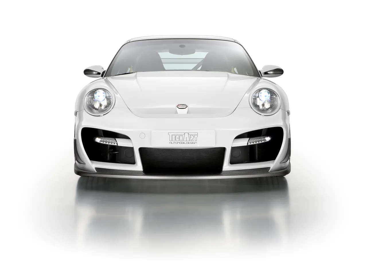 TechArt Porsche 911 GT2 GTstreet RS (2008) – zepředu