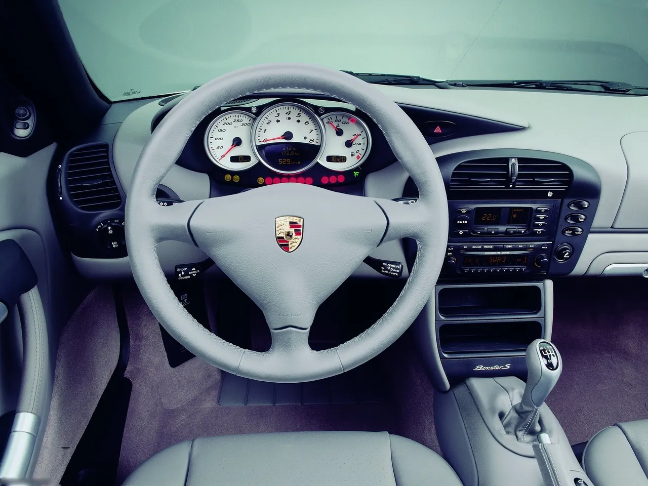 Porsche Boxster S (2002) - Interior