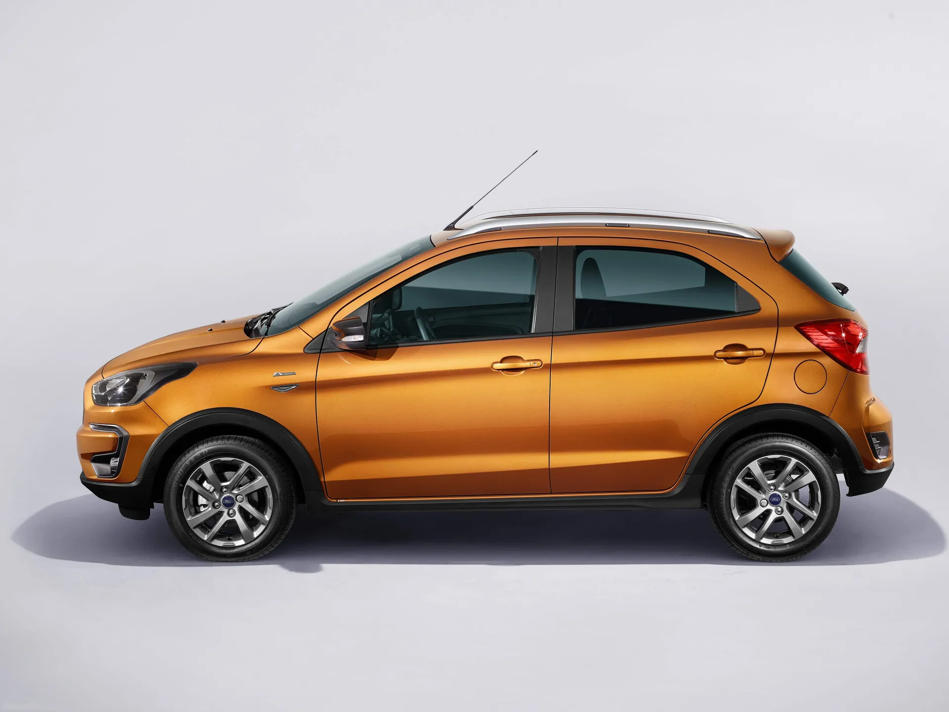 Ford Ka plus Active (2019) - Side Profile