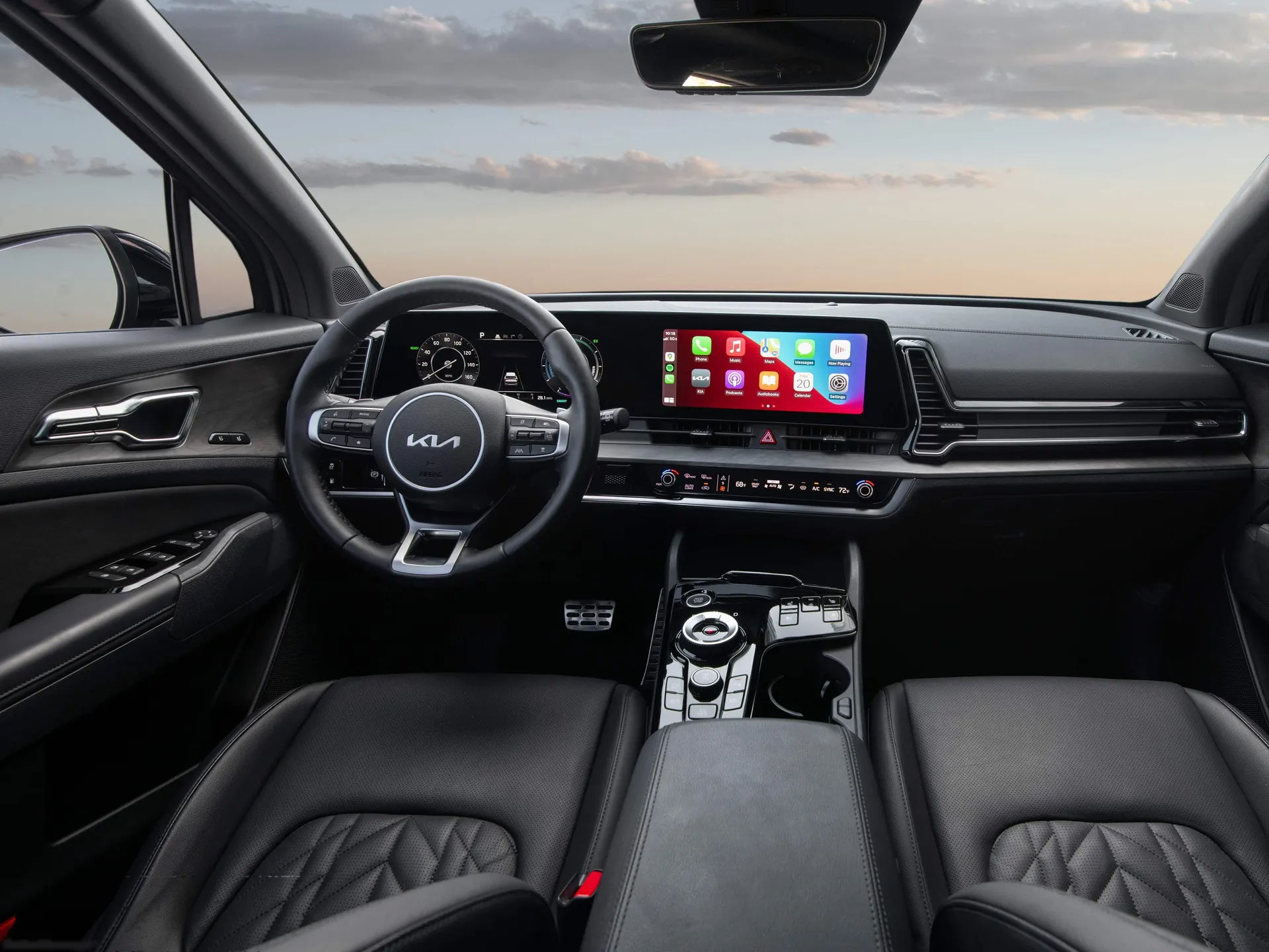Kia Sportage PHEV [US] (2023) – interiér