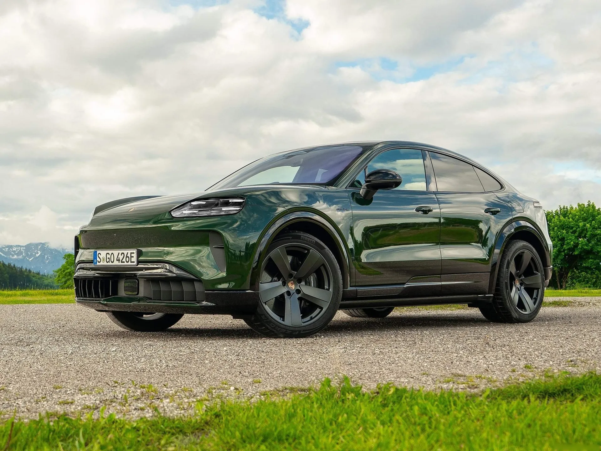 Porsche Cayenne S Coupe Electric (2027)
