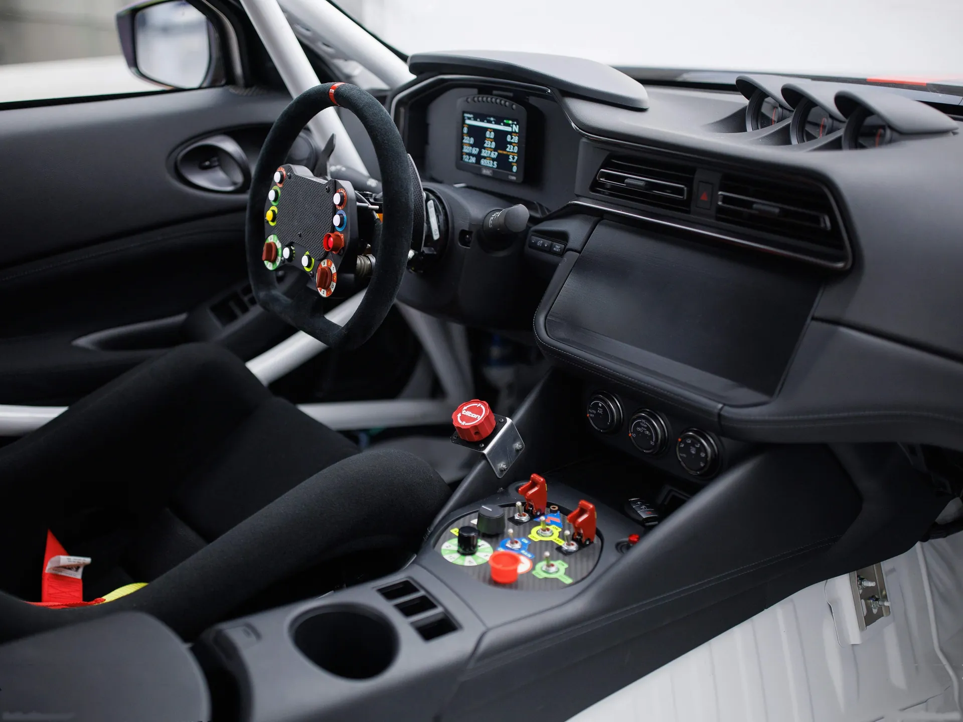 Nissan Z GT4 (2023) – interiér