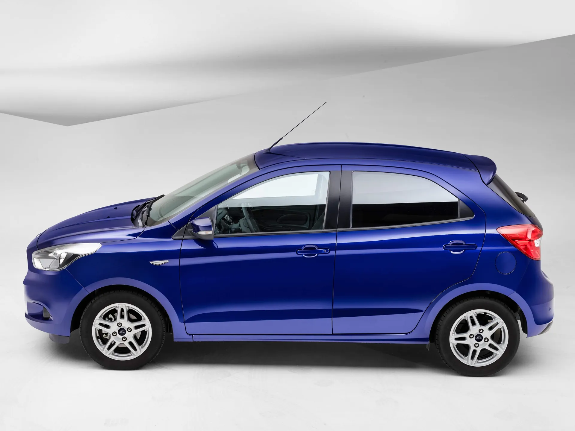 Ford Ka plus (2017) – boční profil